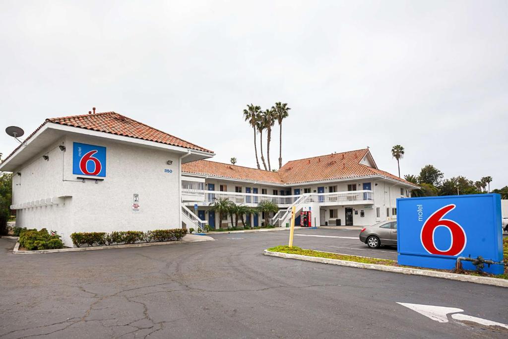 Motel 6-Ventura CA - Downtown Main image 1